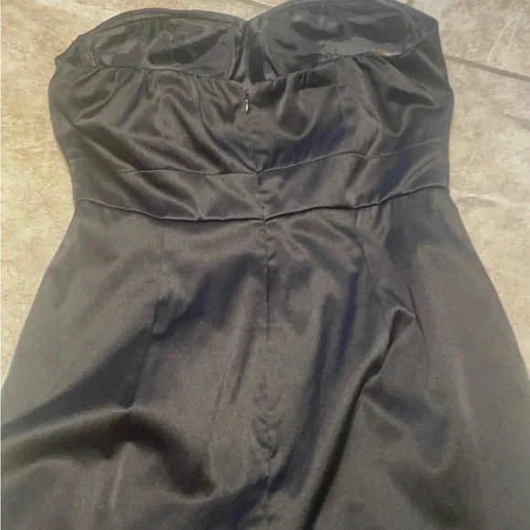 Women's black strapless mini dress. Size Medium. - Picture 6 of 7